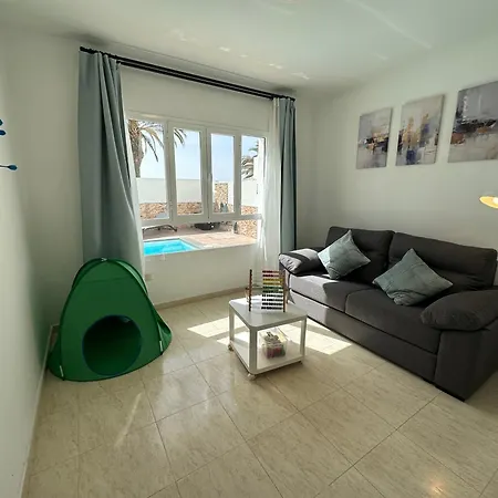 Crotos 코스타 테기세