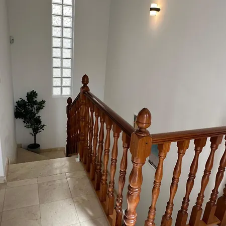 Villa Crotos